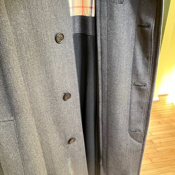 Burberry of London Grey 100% Wool Trench Coat 44R Novacheck zippered lining - Picture 4 of 5